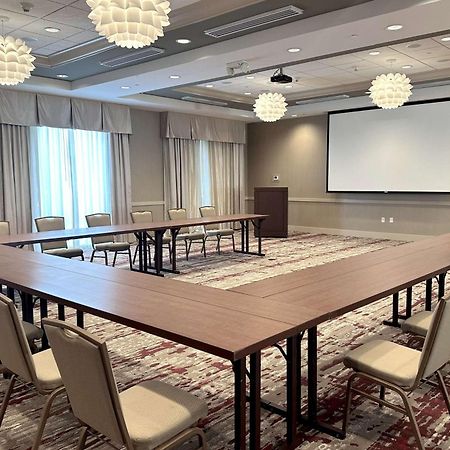 Hilton Garden Inn Olathe Eksteriør billede