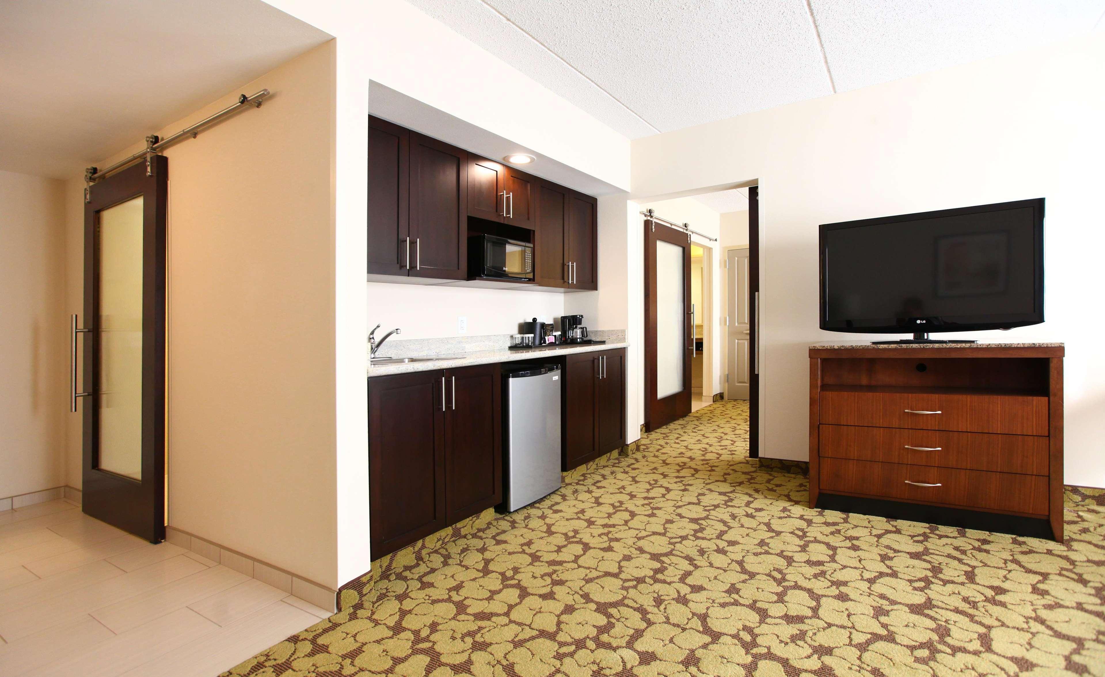 Hilton Garden Inn Olathe Eksteriør billede