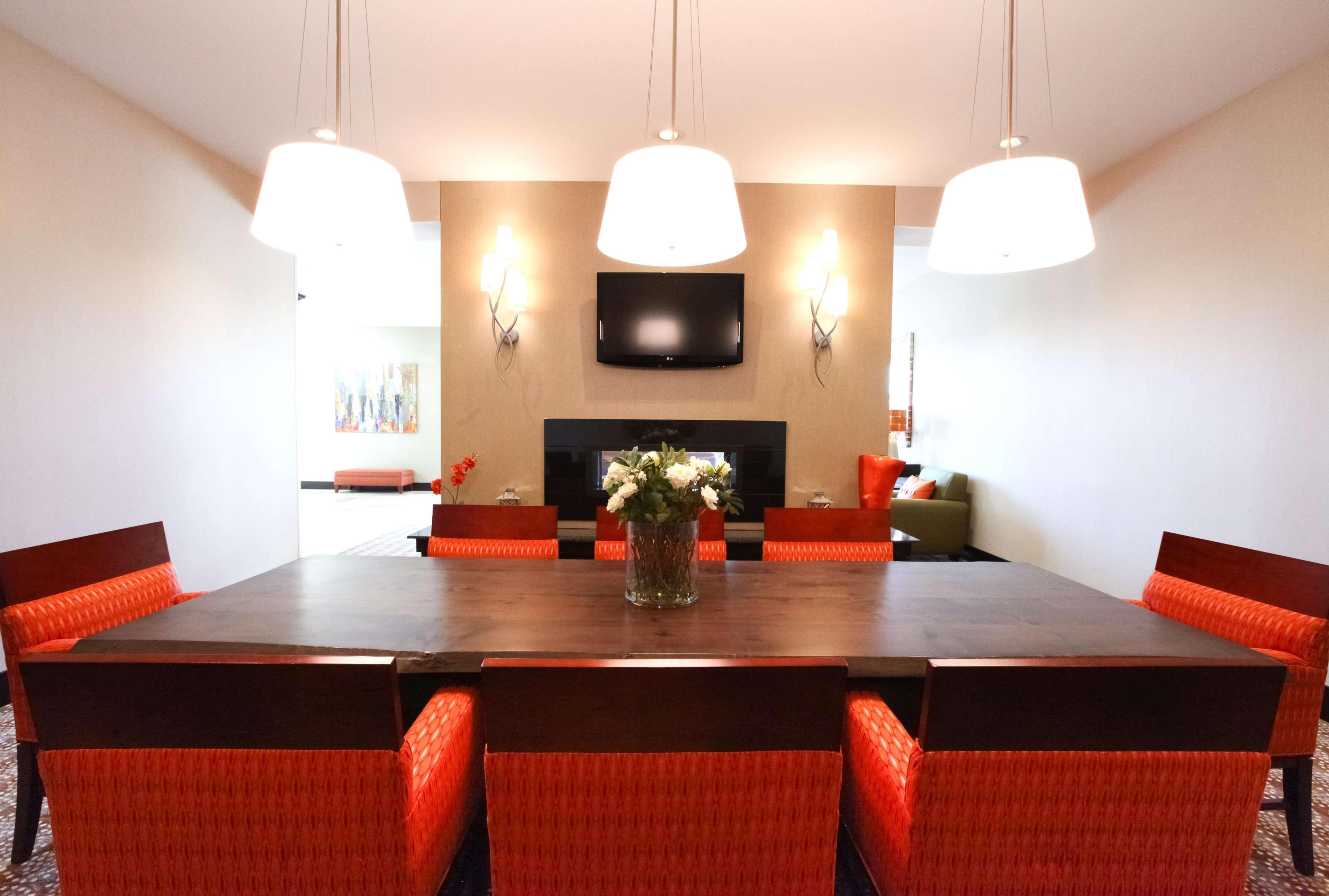 Hilton Garden Inn Olathe Eksteriør billede