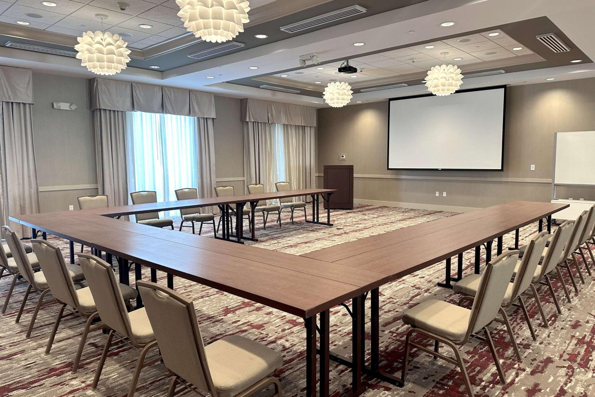 Hilton Garden Inn Olathe Eksteriør billede